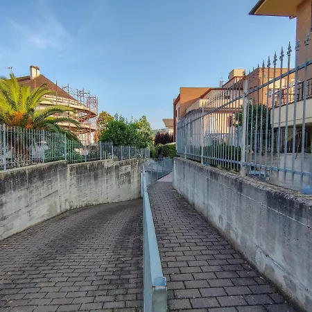 Appartamento Verdicchio - Confortevole Con Ampio Terrazzo Moie